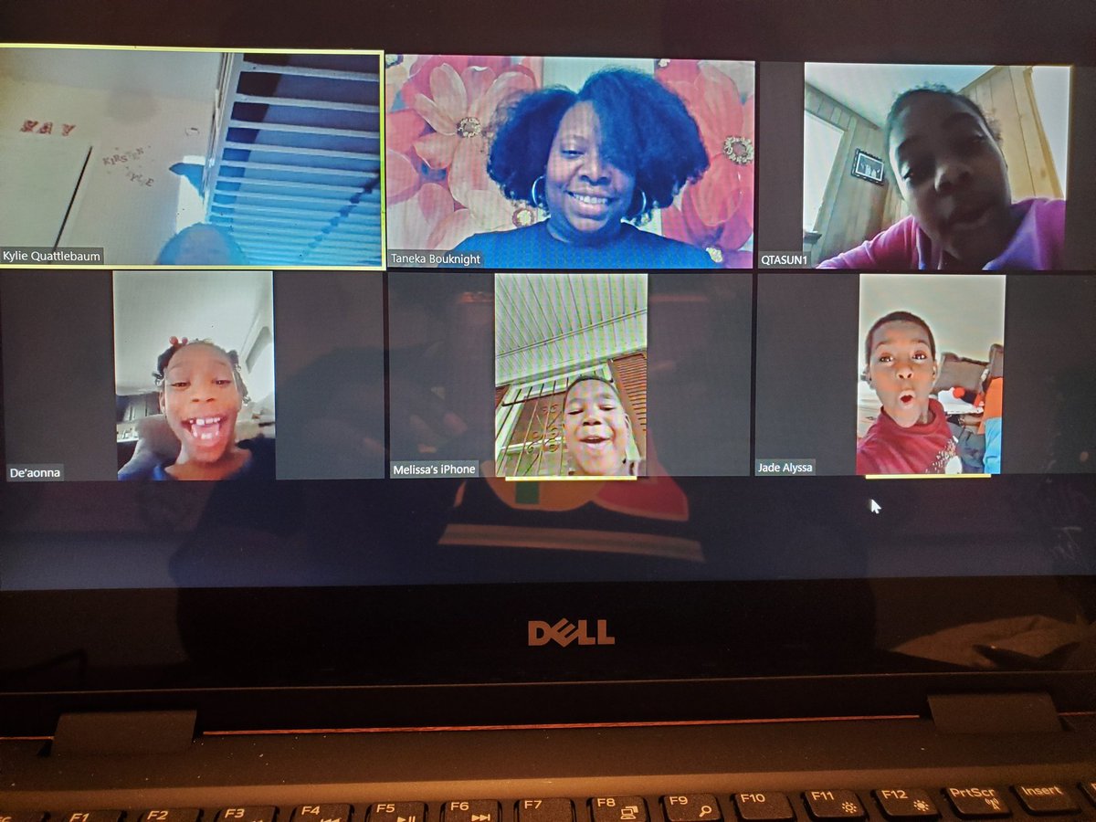 FirstgradeOWL's tweet photo. Zooming with the Owlets is always a blast @JosephKeelsCubs! #Imissthemso https://t.co/wY6VW9ALGj