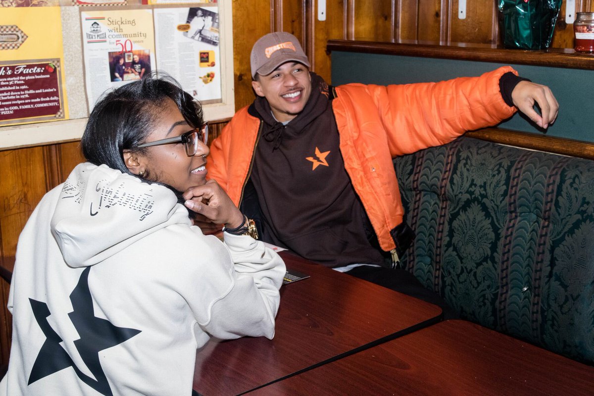 Winter 2016 we closed out with a bang, probably one of my favorite @StarstrukTee shoots ever.  @grantcameronc  @MonieeJ  @Mr_Football10  @WordPlayKeyz “Can I get up there too. Nah dawg you too big”  Myke B lol