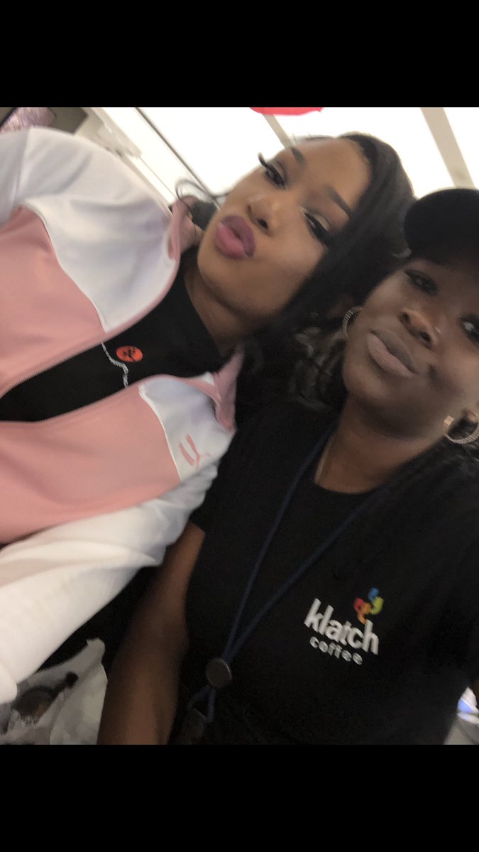 brianabesty's tweet photo. @theestallion #hottiesathome #helpinghotties hello meg I’m an LAX Airport worker and we’ve been out of work for almost a month now anything would help my small family 🙌🏾🙌🏾 GodBless https://t.co/TFeslO1U9u