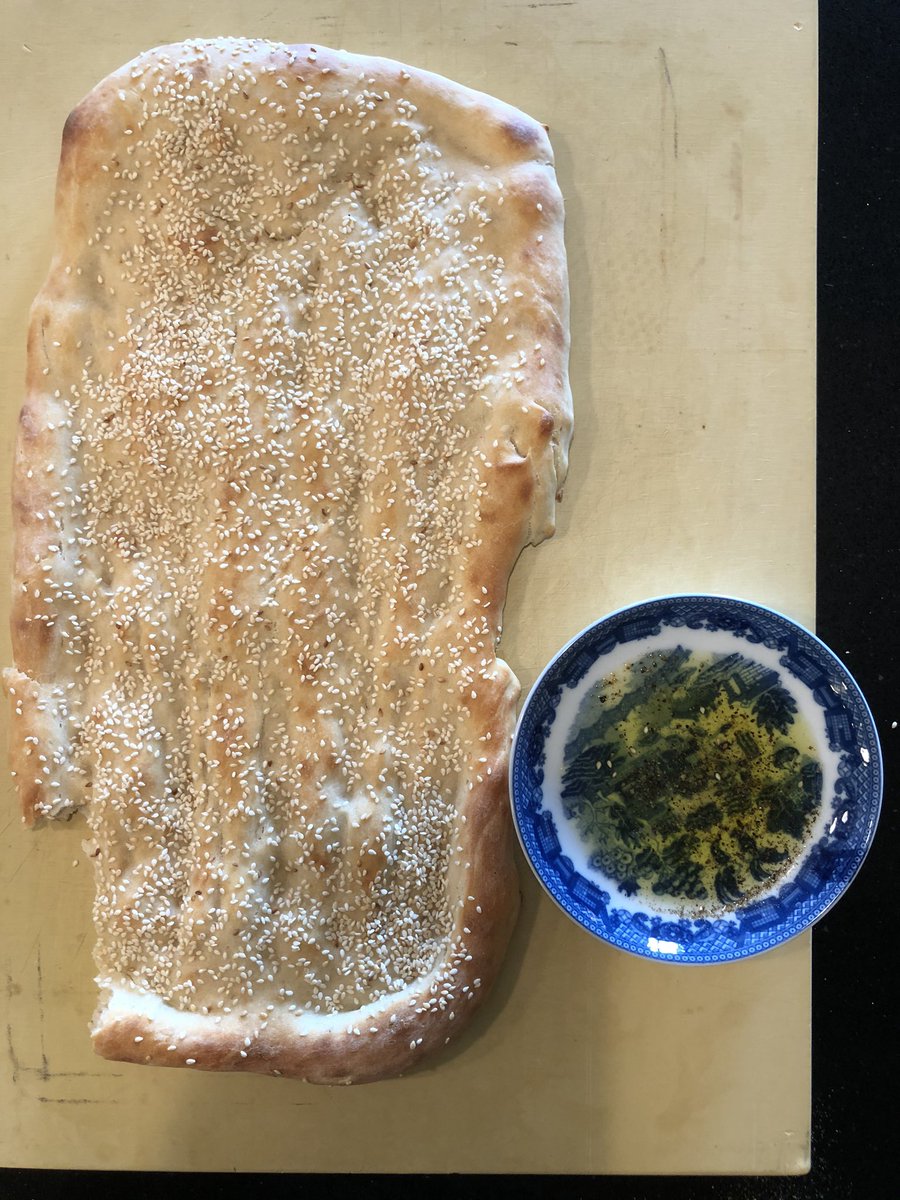 IAmJohnAles's tweet photo. Everyday something I never made but wanted to. At $1.50 a loaf fresh outta the oven in Glendale, #Baribari is a staple of my weekly food treats from local bakeries. It is REALLY easy to make but not easy to master. My first is still... very yummy. #bread https://t.co/KW7Haztvk4
