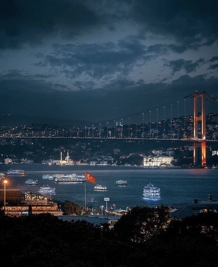 MesutCasin's tweet photo. Güneş yeniden İstanbul’u , güzel  ülkemizi  ve dünyamızı aydınlatacaktır...Ümitvar olunuz, müjdeleyiniz!...Her akşamın, mutlak bir aydınlık sabahı vardır....Umut dolu yarınlara kavuşmak dileği ile... https://t.co/Sqji3ro24U