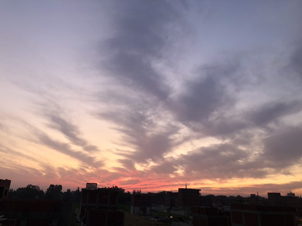 ElkhalkMahmoud's tweet photo. My view 🏠💜 https://t.co/Y3VT78nMED