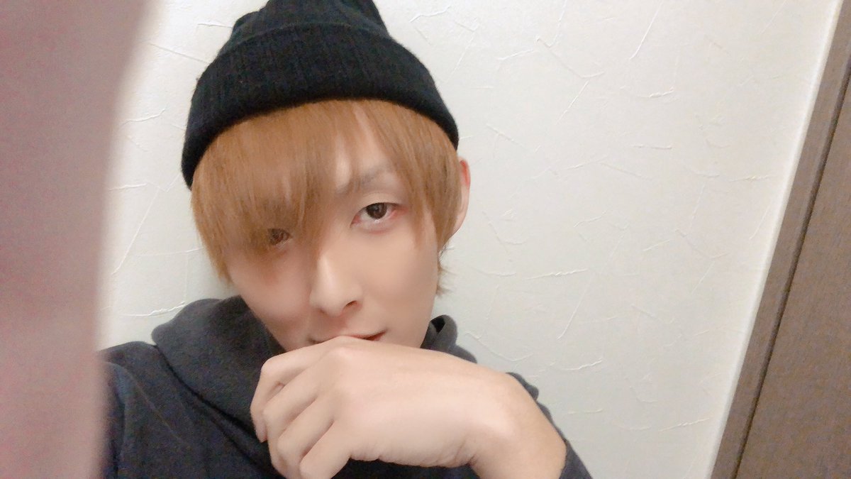 ap_ken0916's tweet photo. っえ。こんな早朝に目覚めてしまった…😳
なんなら、5時くらいから起きてたよね…😝
おはよう。みんな😇 https://t.co/T6Zi0MVz9b