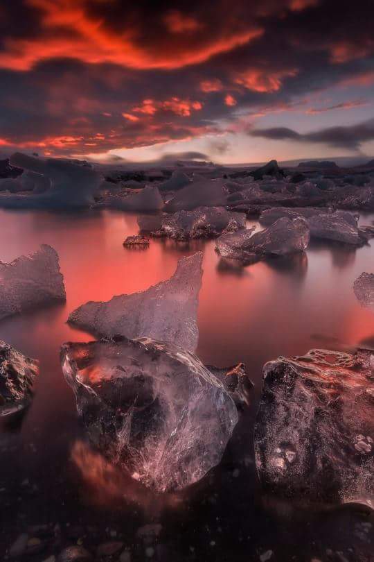 3. Pink-hued Icelandic beauty. (I wish I knew the photographers. If any of the photos in this thread are yours, let me know so that I can give full credit.)