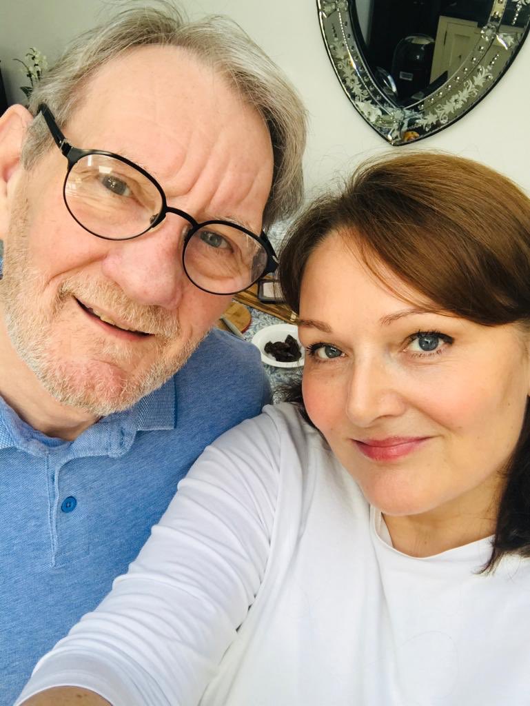 AnnaHallTV's tweet image. #inaday update: Terry’s come out of the attic safe &amp;amp; well!! Allysoun pulled out all the stops: Dinner: lamb &amp;amp; capon pie, triple cooked chips &amp;amp; greens; frangipane tart favourite wine &amp;amp; a Kiss. Blimey I wish I was in their house tonight!! Send us your updates!! @CandourTV