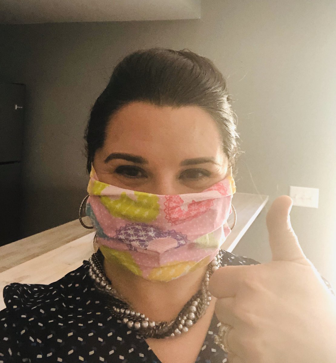 SLHackenbracht's tweet photo. Thank you @nanwhaley for my new homemade mask! Appreciate your kindness &amp; leadership ☺️😷#InThisTogetherOhio https://t.co/chvQPjbWnr