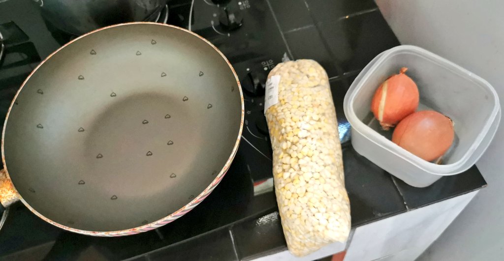 SaoriSand's tweet photo. El poema está en el horno
Me quedo con mi chipaguazu
#queBebe🤤🤩 https://t.co/Bgpc6T6xu4