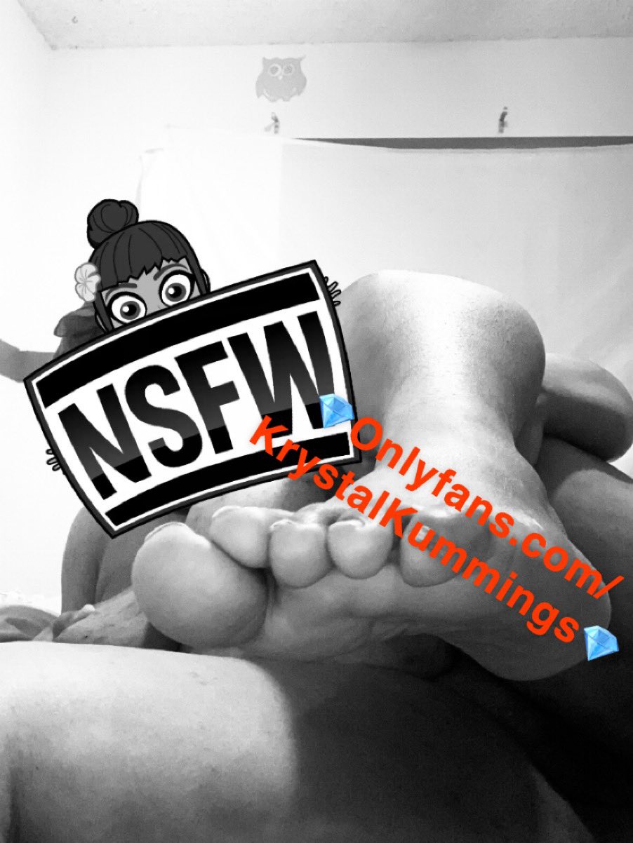 Y’all 🗣 #QuaratineAndChill special just for you🖤💎 https://t.co/Y9Y5hUCwY7 for ONLY 3.85$🤫🔞 Get your discounted sub while it’s hot!! 10slots left 🥰 Don’t miss my new video at 8pm PST #WagonWednesday #HottiesAtHome #nsfwtwitter #OnlyFansPromo #footfettish https://t.co/A7lurUFjdz