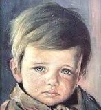 أخبي دمعتي عنك واكفنها طـرف كُمّين
أخاف يشوفها قلبك ويسألني عـن أوضاعي