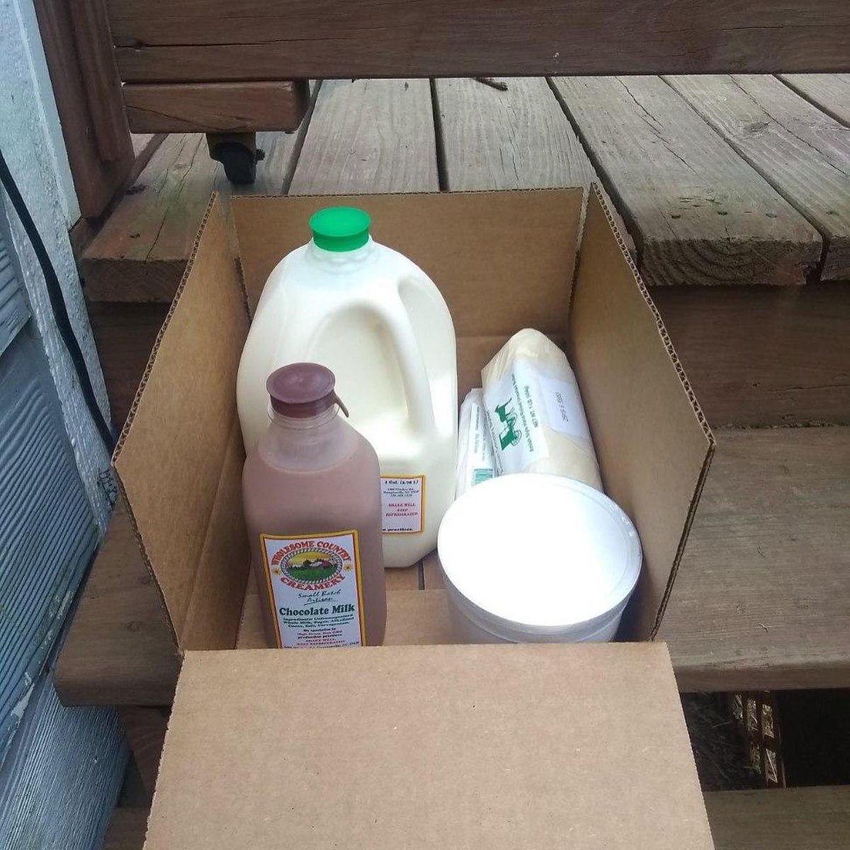 Farm to Home Milk tweet media