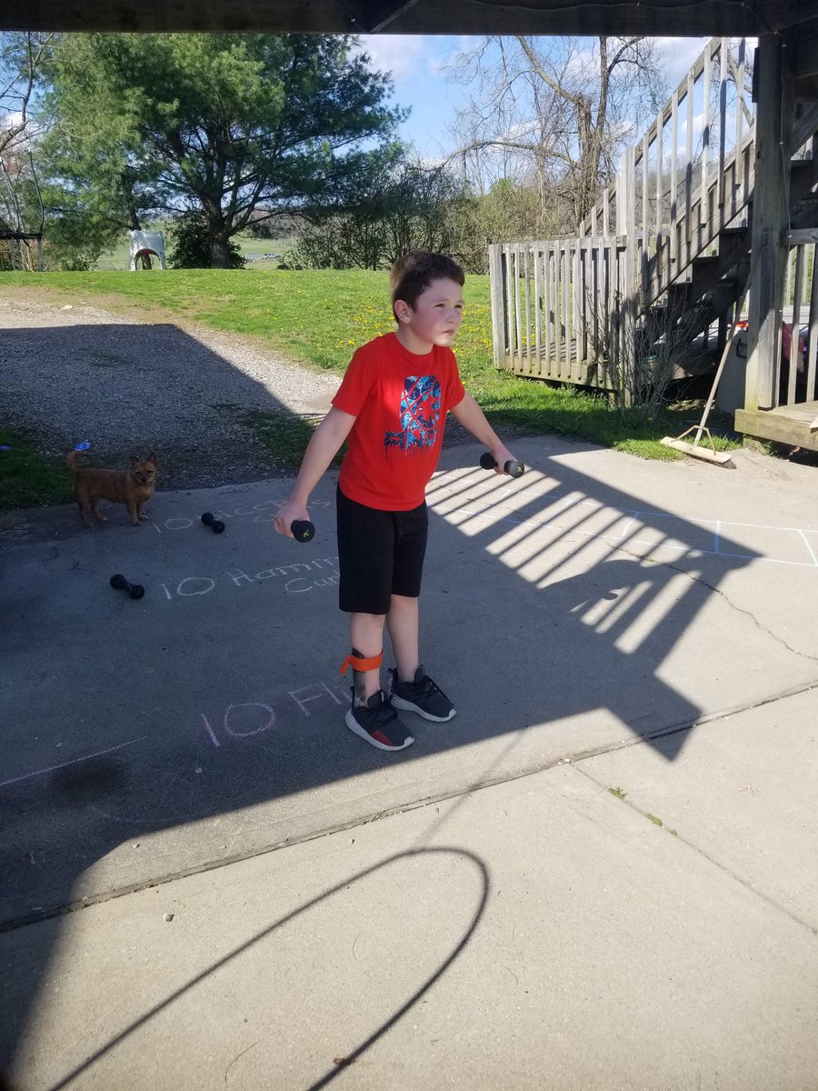 BrookJumpRopers's tweet image. Great obstacle course and workout at home! #BrookColts