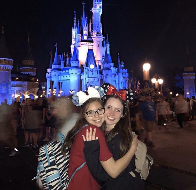 KylieCarrell1's tweet photo. Dream: Becoming a Disney Cast Member in the summer of ‘21 with @ashleyjeffrey01 😍😍😍#achievinghawks20 @STUCOHeath https://t.co/xE8XFE8RVt