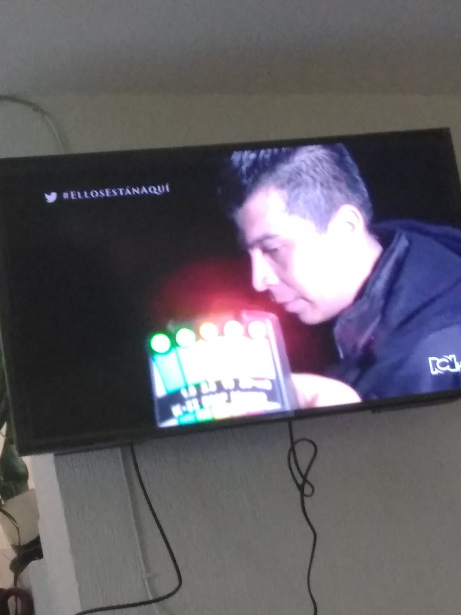 CositaVans's tweet photo. Y seguimos con #EllosEstanAqui cuando uno piensa que ya los vio todos ¡BOOM! Aparece uno que vuelve a sorprender 💕🎇
@rafataibo @padrecristian @aydasanacion @isabelgmora74 @Alexurantia #elpueblofantasma https://t.co/Wie7AsGCKT