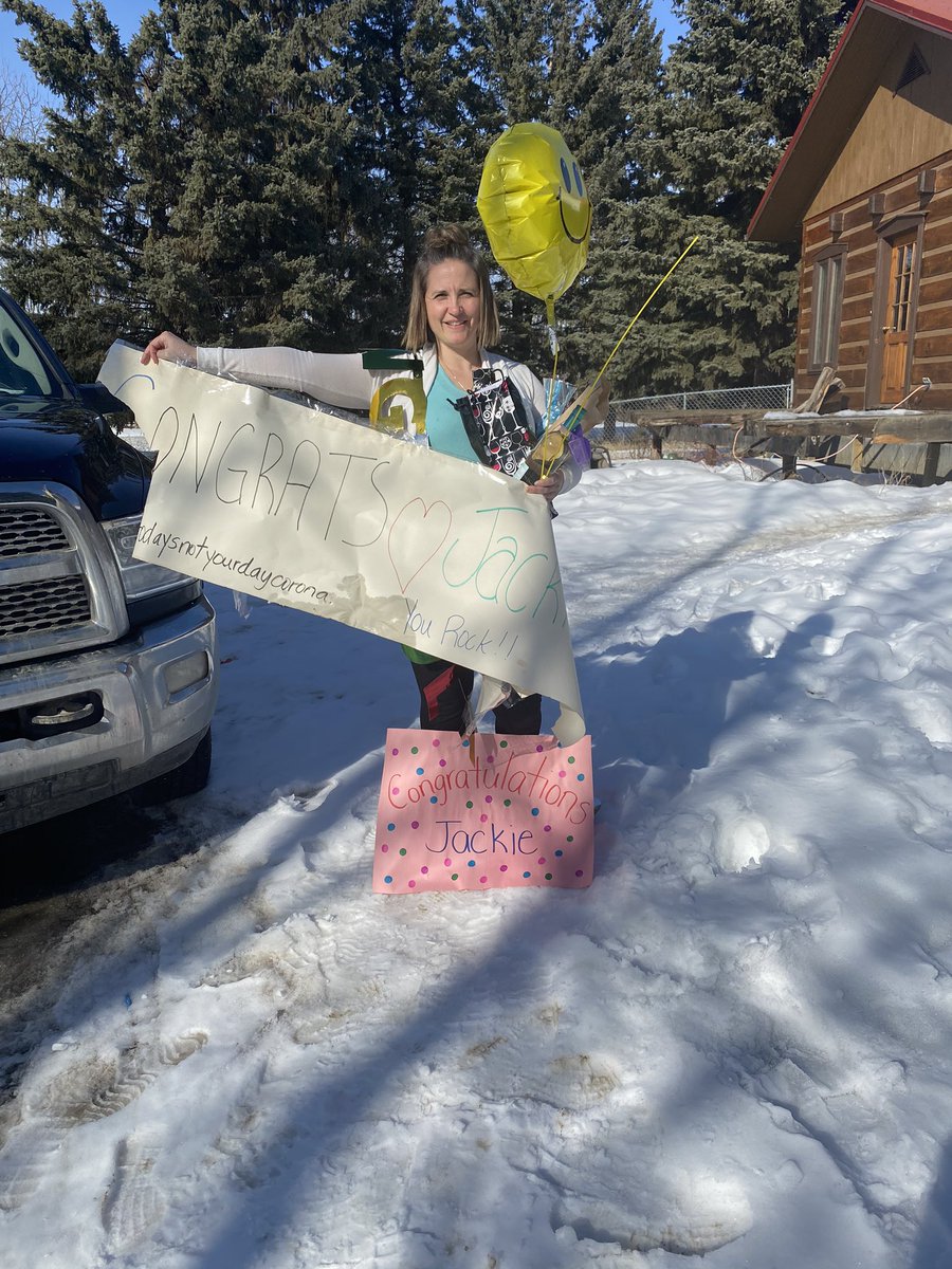 jackie_heide's tweet photo. No neee for a stage when you have friends who celebrate you and your accomplishments with a parade (and a little wine to celebrate)! Feeling the love!!!! https://t.co/eLq2QpwBvU