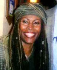 FELIZ CUMPLEAÑOS - HAPPY BIRTHDAY: \\ BRENDA RUSSELL \\ (71)  