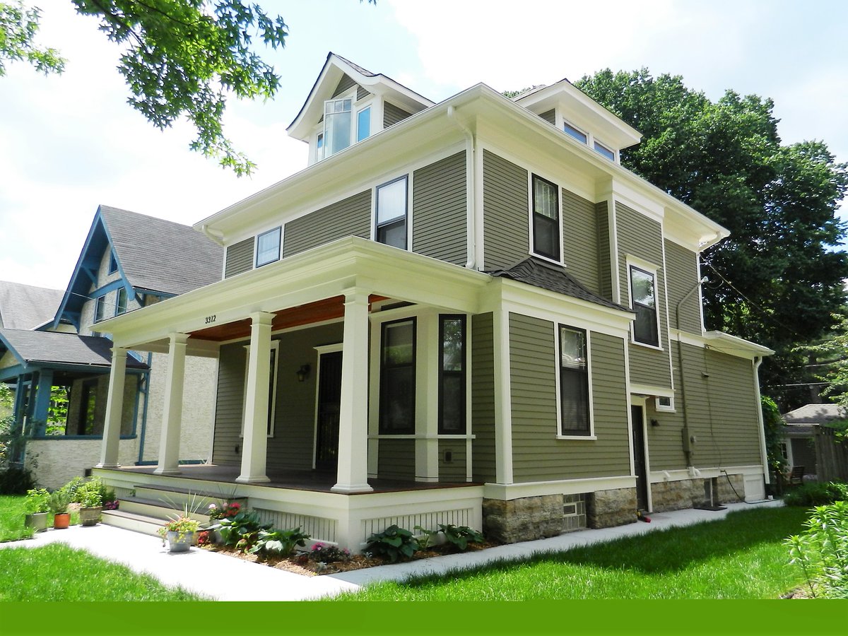 JamesHardie's tweet photo. What’s your favorite time of day to sit on the porch? With covered porches like this, you can even enjoy outside time during rainy days. If you like the color on this home, explore Monterey Taupe: https://t.co/1xez7jrIIl https://t.co/jZyzhx1e04