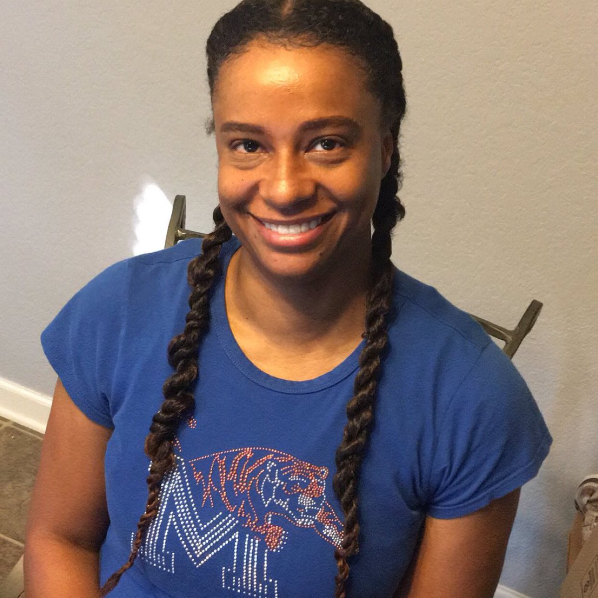 kbean000's tweet image. It’s a #WonderfulWednesday for our #JagNation, Go Tigers 🐯#shsvirtualspiritweek #tunedin #southwind #jagnation #shsagainstcorona