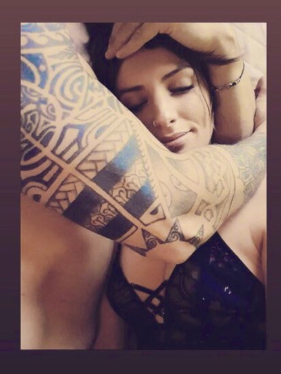 Si había un único lugar donde quería estar con esta soledad, es entre tus brazos.