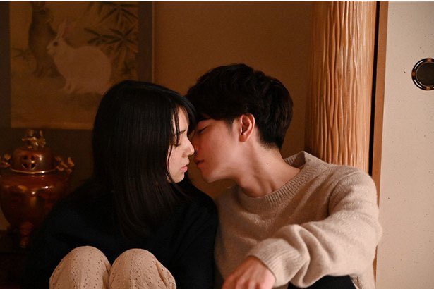 🐝恋は続くよどこまでも続編 恋つづ最終回までのキスシーン動画まとめ！佐藤健の不意打ちでかっこいい名シーンやメイキング動画も！