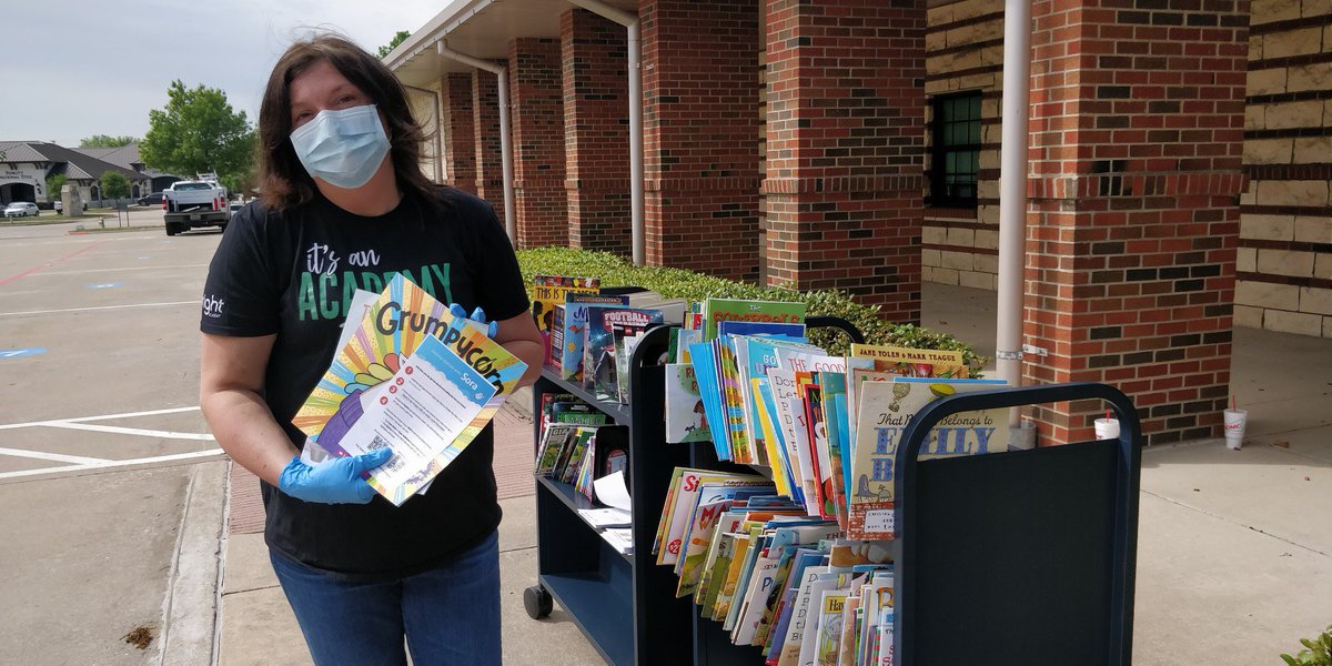 Mrs. Hitchcock tweet media