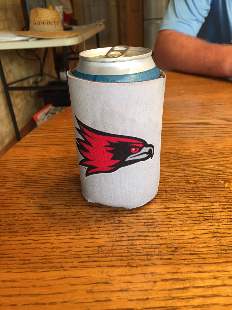 Hutson1992's tweet photo. It just makes the beer taste better #GoSEMO https://t.co/ObMmwL7RDa