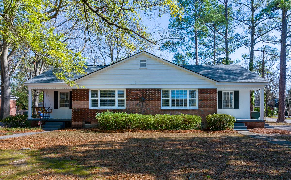 5PointsHousing's tweet photo. *Furnished 4 Bedroom/2 Bath
*$649/Bedroom
*1.8 Miles to 5 Points
https://t.co/fzk9OGEIvq https://t.co/fybOY8nflH