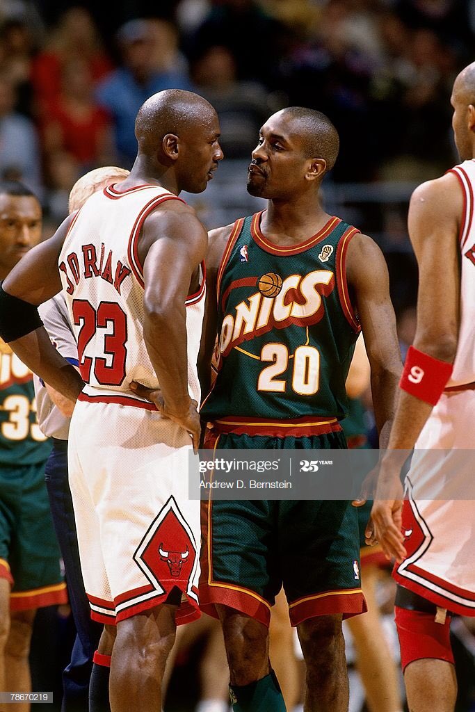  #BullsRewind fun fact:The 1996 NBA Finals featured four of the five members of that season’s All-Defensive First Team:Gary Payton Michael JordanScottie PippenDennis Rodman http://readjack.substack.com/archive 