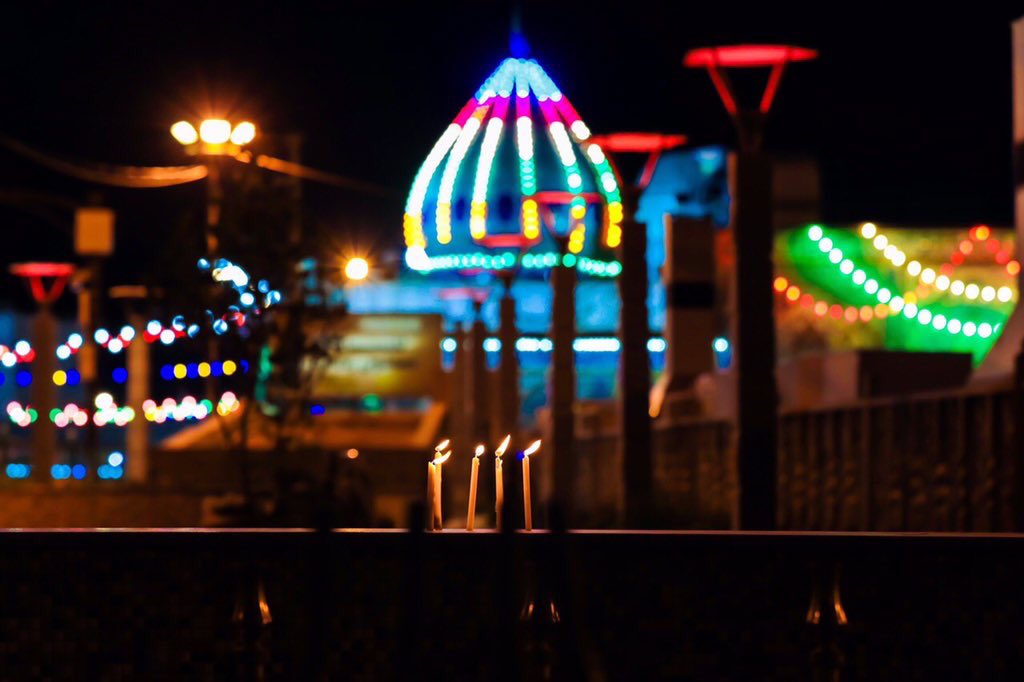 mujtabaff's tweet photo. Candlelight vigil at Maqàm al Sahīb al Zamàn (a) in the holy city of Karbala on the night of 15th Shabàn. 

#yamahdi #imammahdi #thesaviour #karbala #15Shaban #ArrivalOfImamMahdi https://t.co/llb3BJkFch