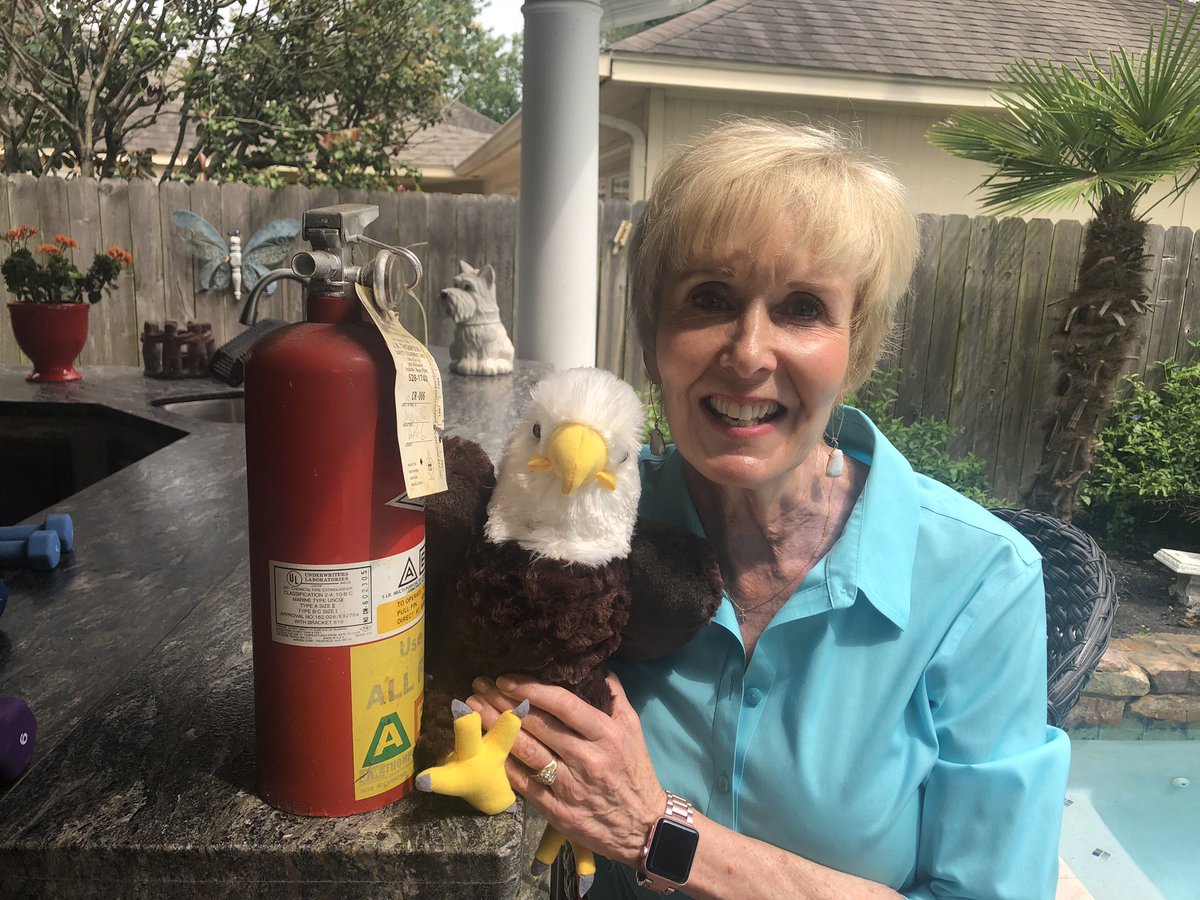 Debbie Emery tweet media