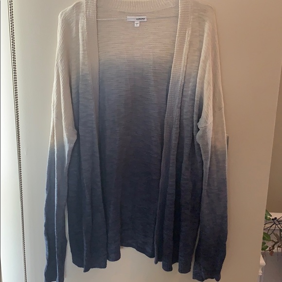 CharlestowneGi1's tweet photo. So good I had to share! Check out all the items I'm loving on @Poshmarkapp from @JaimeFullerton #poshmark #fashion #style #shopmycloset #euro #ecote #sonoma: https://t.co/pgfavsrkBs https://t.co/ZxqpdHhyd5