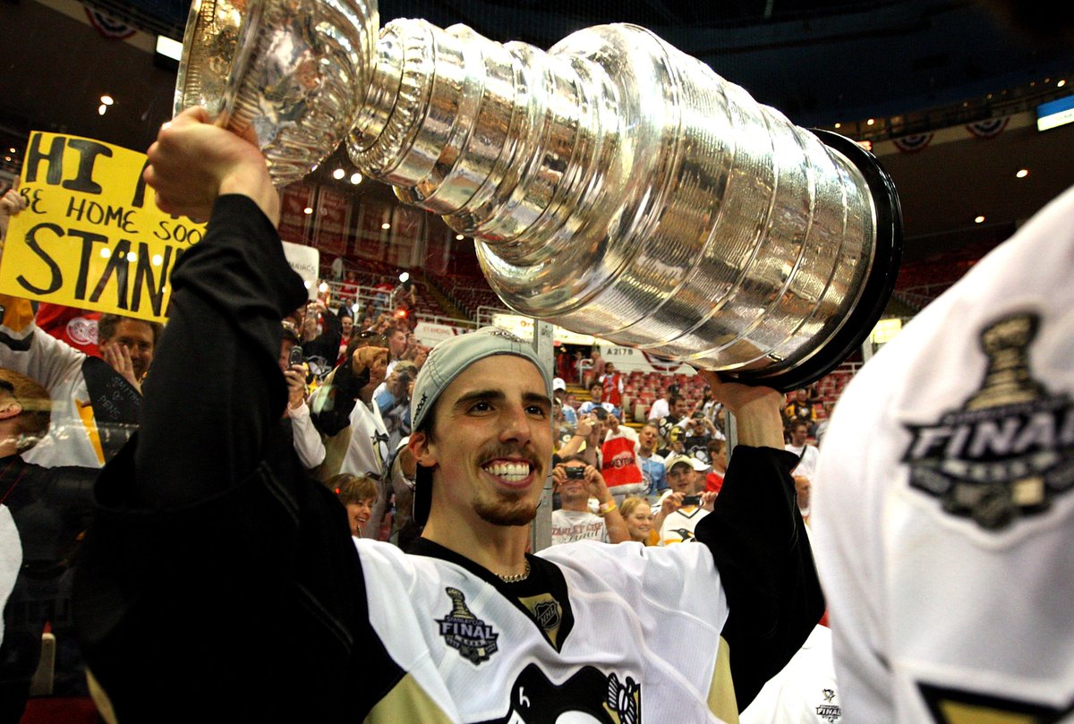 penguins's tweet photo. Do you still get the chills after all this time?

Always. https://t.co/IGOpqN8Dt0