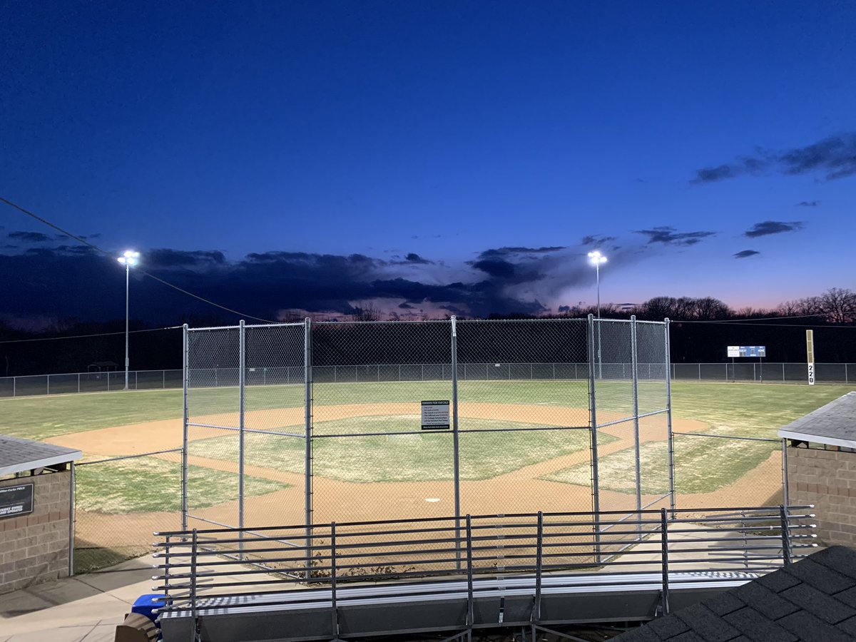 todd_dingmann's tweet photo. #BeTheLightMN @CHSActivities @WaiteParkBR @fastpitchCHS https://t.co/w5JuDuRKty