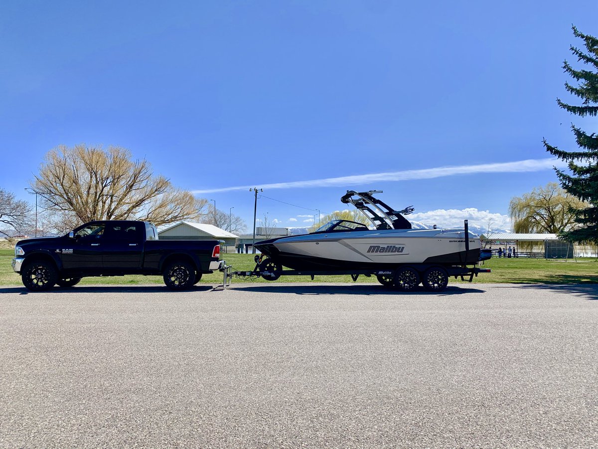 Inland Surfers new 2020 Malibu 23LSV

<a href="/inlandsurfer/">Inland Surfer Wakesurfers</a>
#inlandsurfer
#wakesurf 
#wakesurfing
#redrocket
#bluelake
#greenroom
#blackpearlskim
#oozeskim
#air139
#lakesurfing
#wakesurfinglife
#wakeboarding
#wakeboat
#malibuboats
#idahowatersports
#surfboat
#wakesurfpics
#surf