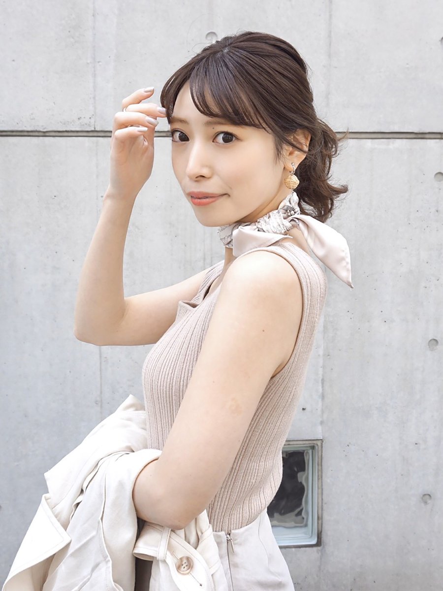 Mercuryduo Zozotown Zozo限定アイテム 前後2wayで使えるスカーフ付ニット スカーフはオリジナル柄でアレンジの幅も無限大 スカーフ付ニット 今すぐチェック T Co Tiyzg3wtmm Mercuryduo マーキュリーデュオ