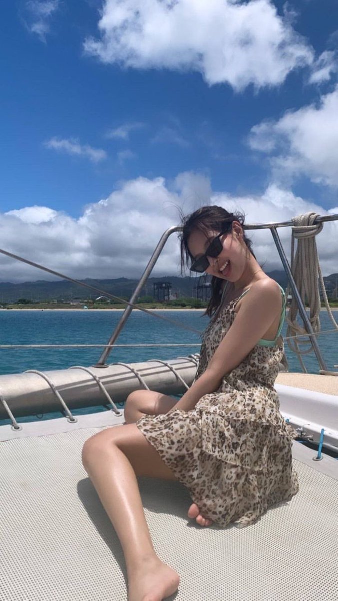 jennie at Hawaii – a very necessary thread