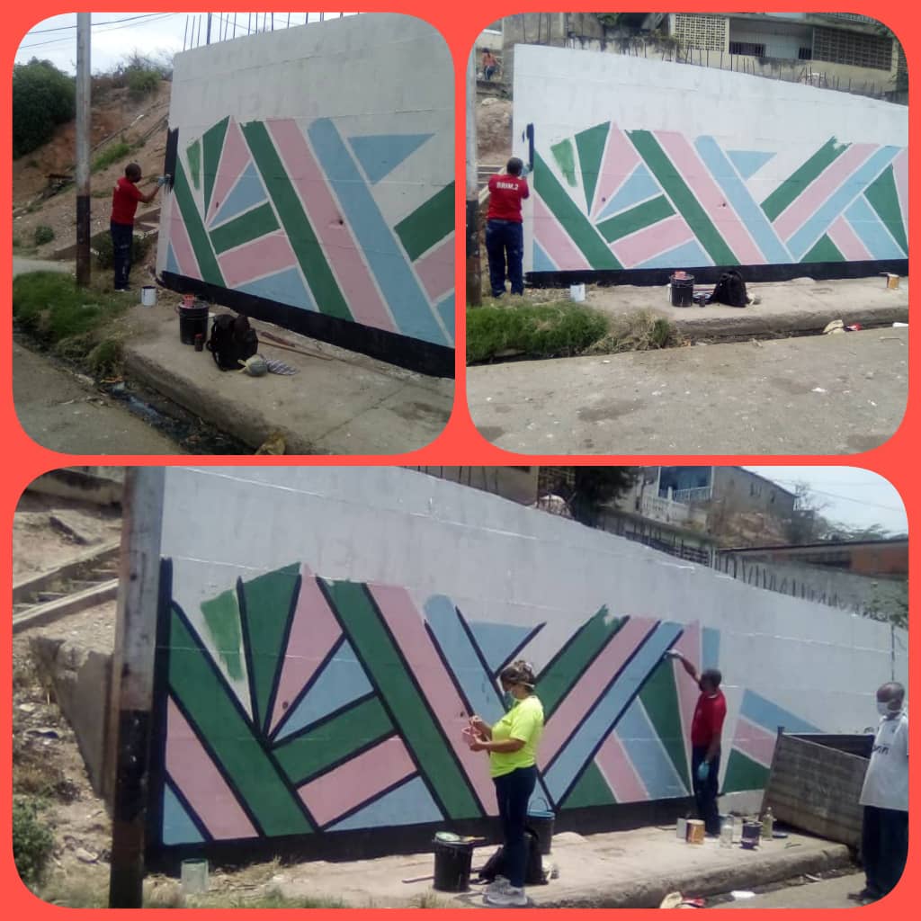 AlcaldesaV's tweet photo. La dirección de públicos de la Alcaldía Bolivariana de Bermúdez, procedió a pintar el paredón ubicado en la parte posterior de la Iglesia Santa Catalina.
Siguiendo orientaciones de la Alcaldesa Nircia Villegas. https://t.co/BjdtflUFeh