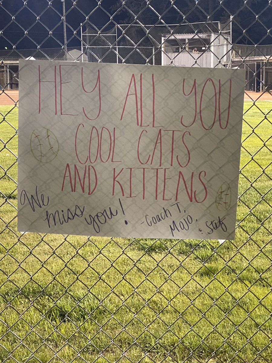TregTurner's tweet photo. “Be the Light”
Thank you to all who supported our girls! We miss our girls and love them very much! Mel and Brylee this was for you! Class of 2020 #3 #16 #RAKE https://t.co/9TtrRRmRIE