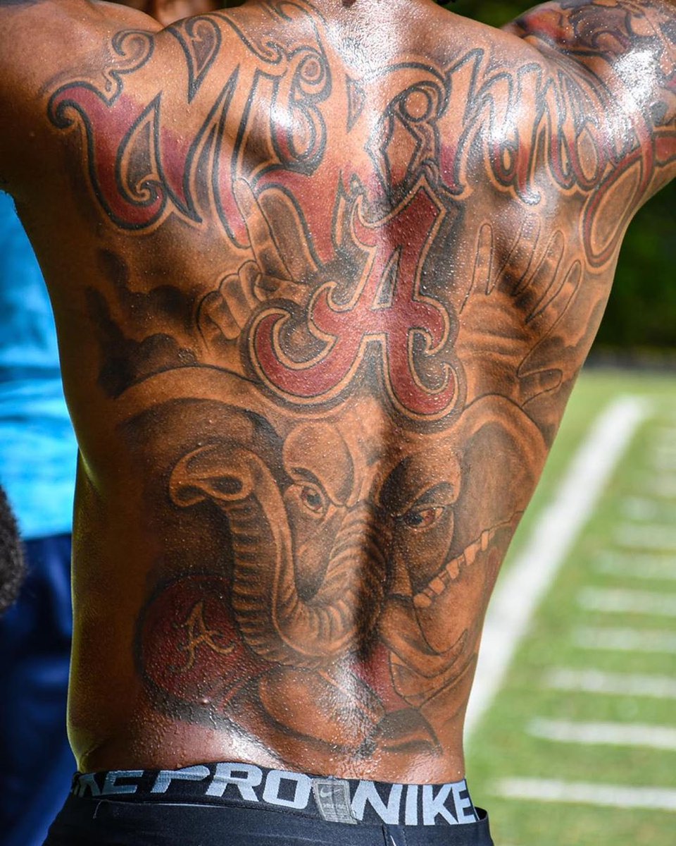 BarstoolAlabama's tweet photo. .@mckinney15__ new tat 🐘 https://t.co/67BHV25IGo