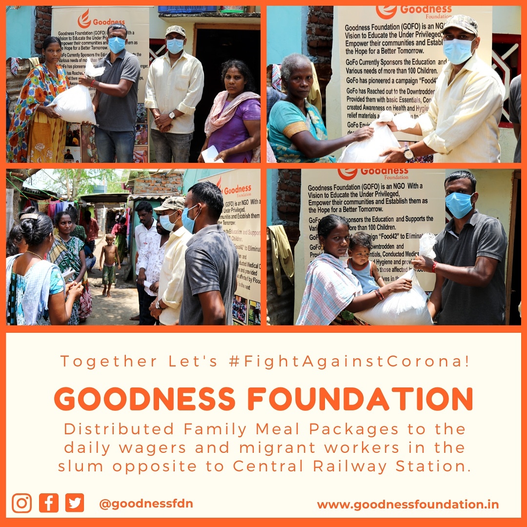 goodnessfdn's tweet photo. The daily wagers and migrant workers in the slum opposite the #ChennaiCentral Railway Station were ensured #HungerFree for a couple of weeks, thanks to the family meal packages distributed by #GoodnessFoundation
#Covid19Lockdown #covid19fooddrive
#FightTogether #IndiaFightsCorona https://t.co/1eLU17UYyL