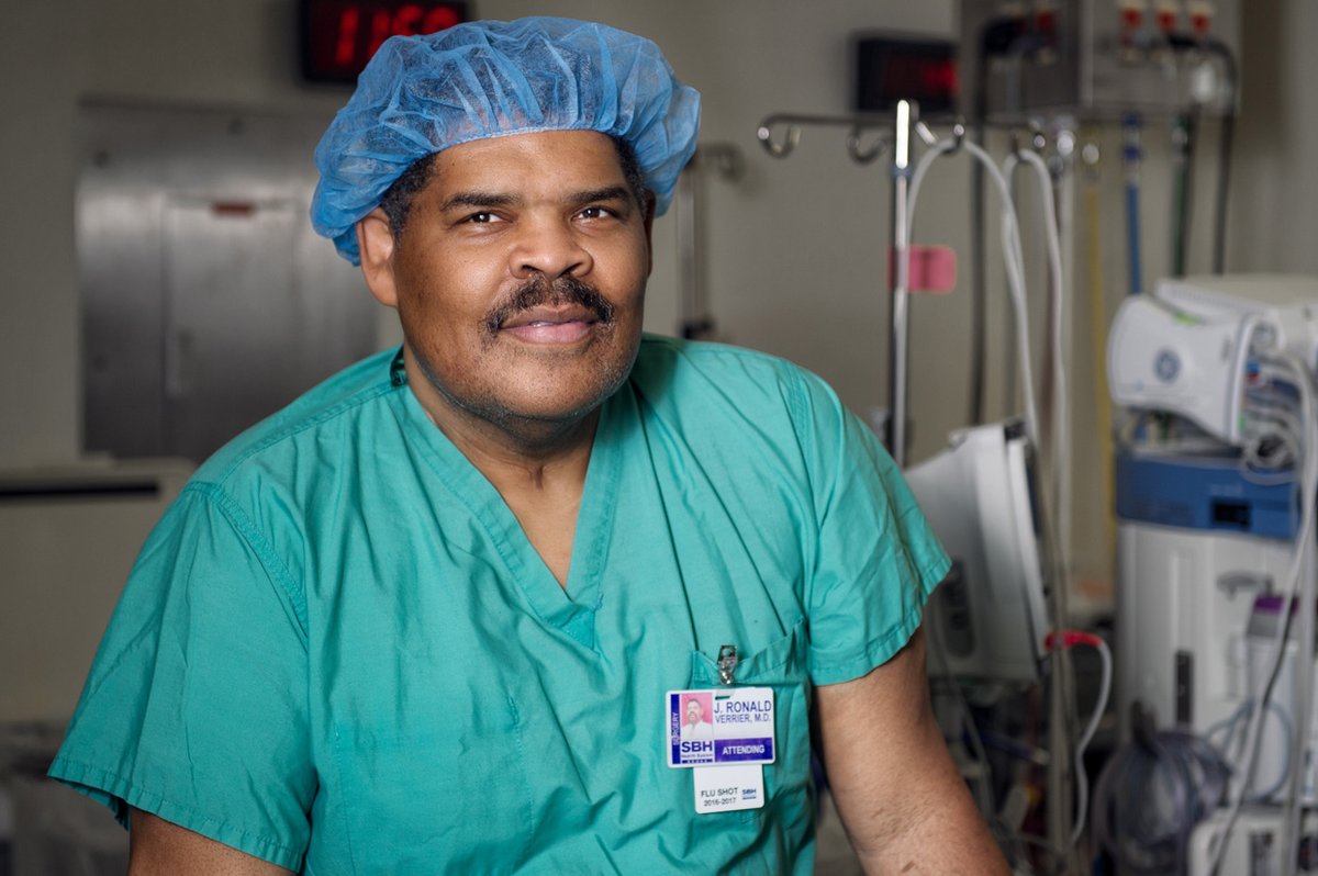 This is Dr. Ronald Verrier.

A Haitian immigrant and trauma critical care surgeon practicing in the Bronx. He passed away from COVID complication 💔

Dr. Verrier was core faculty at St. Barnabas and vital to the education of hundreds of residents. 😭

KNOW HIS NAME