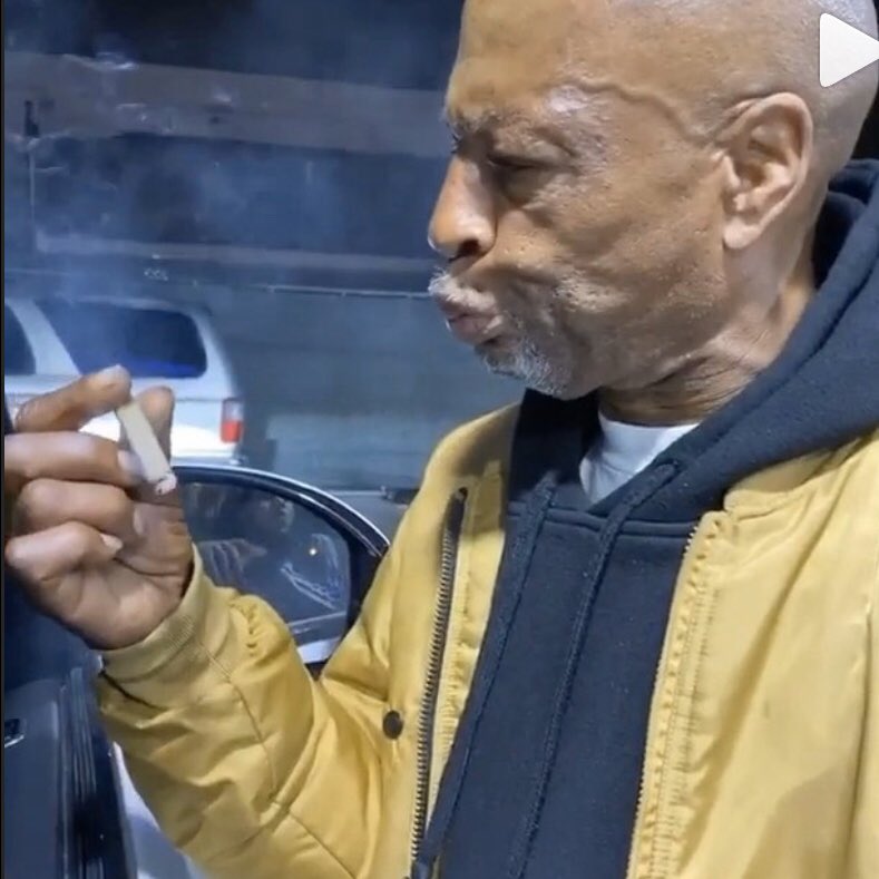 Four2Chop's tweet photo. if the spliff dont make me look at it like this ... i dont want . https://t.co/kLH211rntH