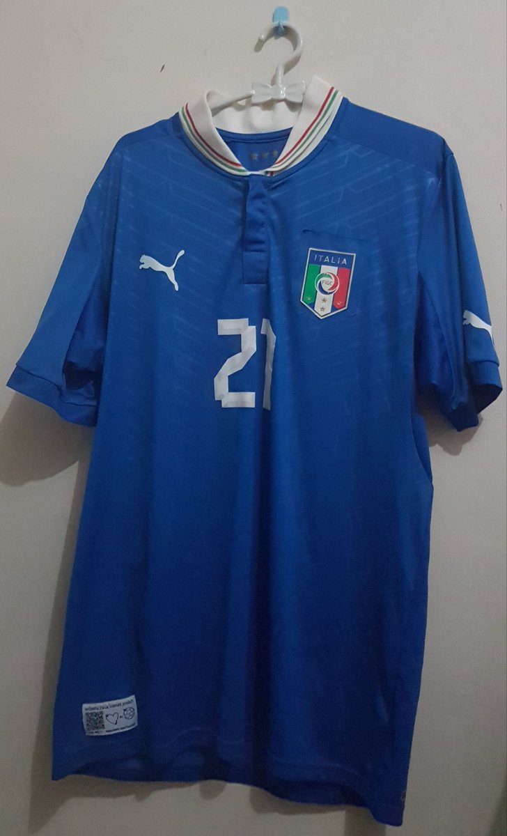 jerseysneil's tweet photo. #PJB2 Timnas Italia Home 2012, #21 Pirlo.
NNS + apparel, remake.
Minus:
- Logo Italia crack dan tidak terlalu nempel. https://t.co/BF0WrzmgZB