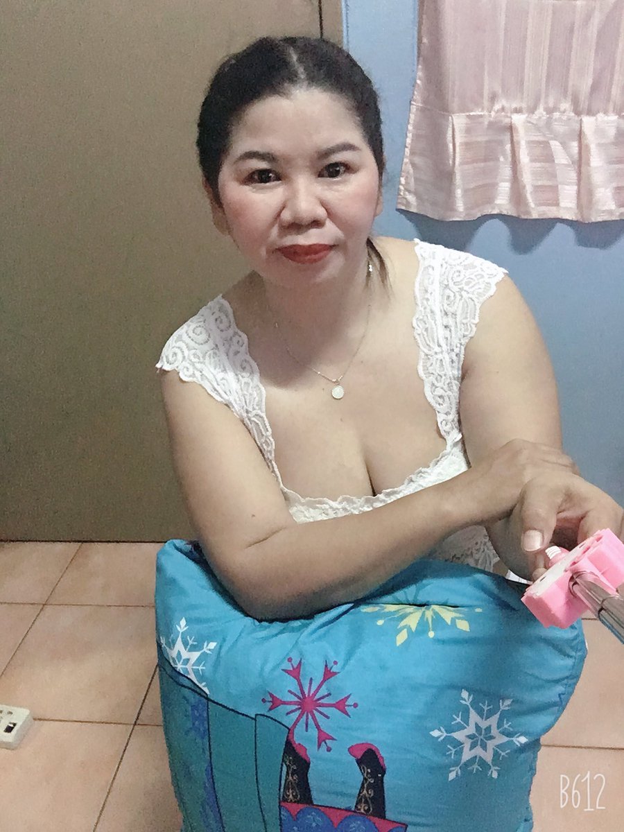 srisoke's tweet photo. ไม่ยอมชัดเจน กลัวเกมส์หรือไง https://t.co/mFNRJGz4Gr