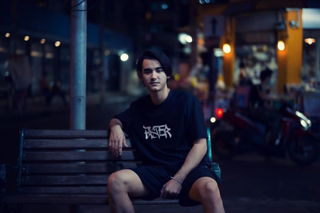 DrakeHouse_FC's tweet photo. Don’t give up on someone you can’t go a day without thinking about.

 Drake’s IG Update (9 Apr 2020)

#2getherTheSeries #คั่นกู #พี่มิล
@Drake_Laedeke #Drake_Laedeke
@DrakeHouse_FC #ลิงน้อยของเดรก
@ShakeMilll #ShakeMilll https://t.co/ve87wbYl0G