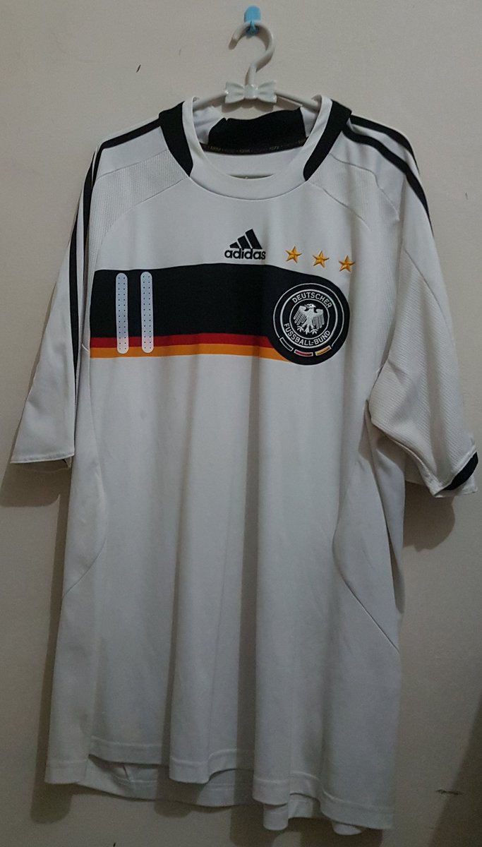 jerseysneil's tweet photo. #PJB4 Timnas Jerman Home 2008, #11 Klose.
NNS Remake.
Minus:
- Size tag lenyap.
- Pin + Clima lenyap.
- Ada hole.
- Noda di beberapa tempat. https://t.co/xwigLpb5ui