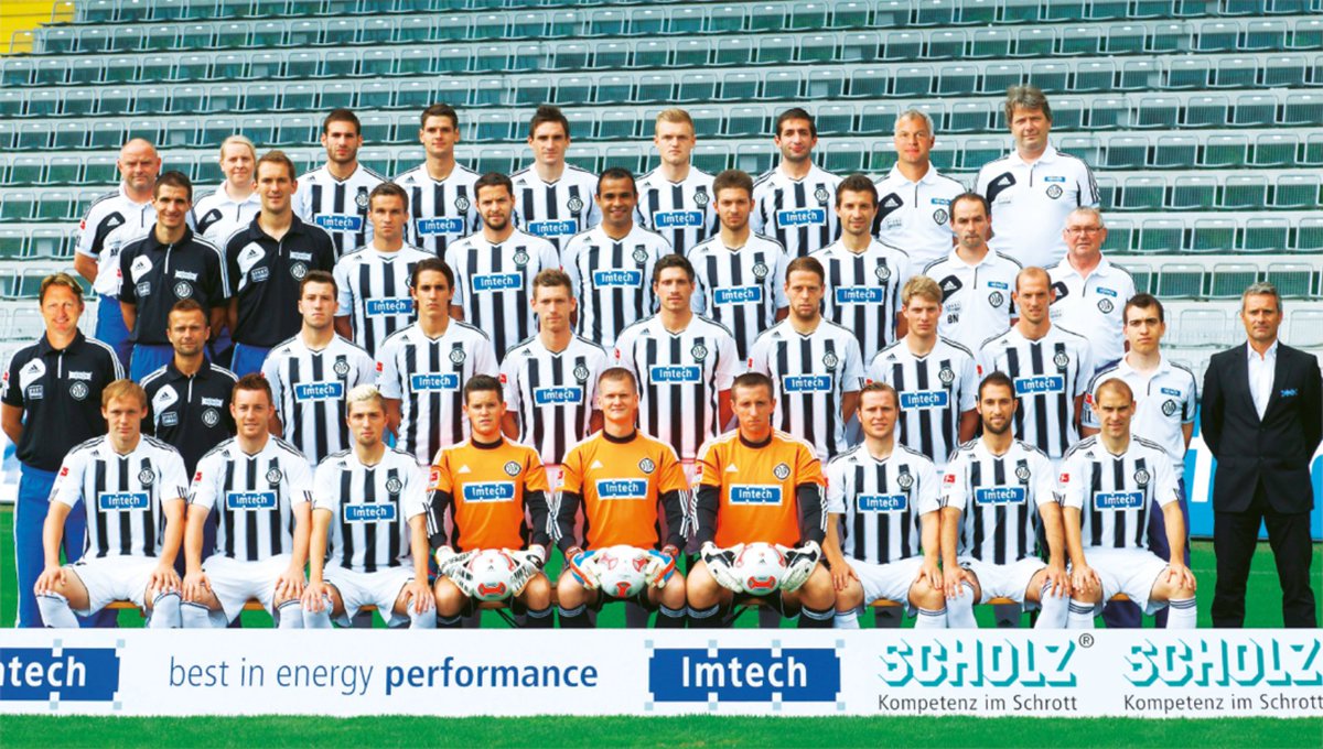 O Aalen estreou na trigésima nona edição da 2. Bundesliga, o clube situado na região de Baden-Württemberg jogou por três oportunidades, a última vez na temporada 2014-15. No momento atual vem disputando a Regionalliga Südwest, a quarta divisão alemãFoto: Kicker
