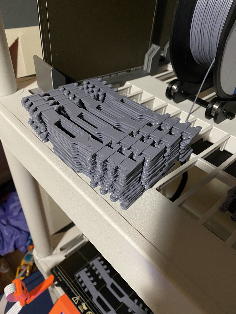snapamark's tweet image. We’ve switched our printers from printing TOOL and DOT products to printing ear savers and have shipped almost 300 to medical staff around the states. #Covid19 #coronavirus #wireless #3dprinting #prusa #prusa3d @prusa3d @josefprusa