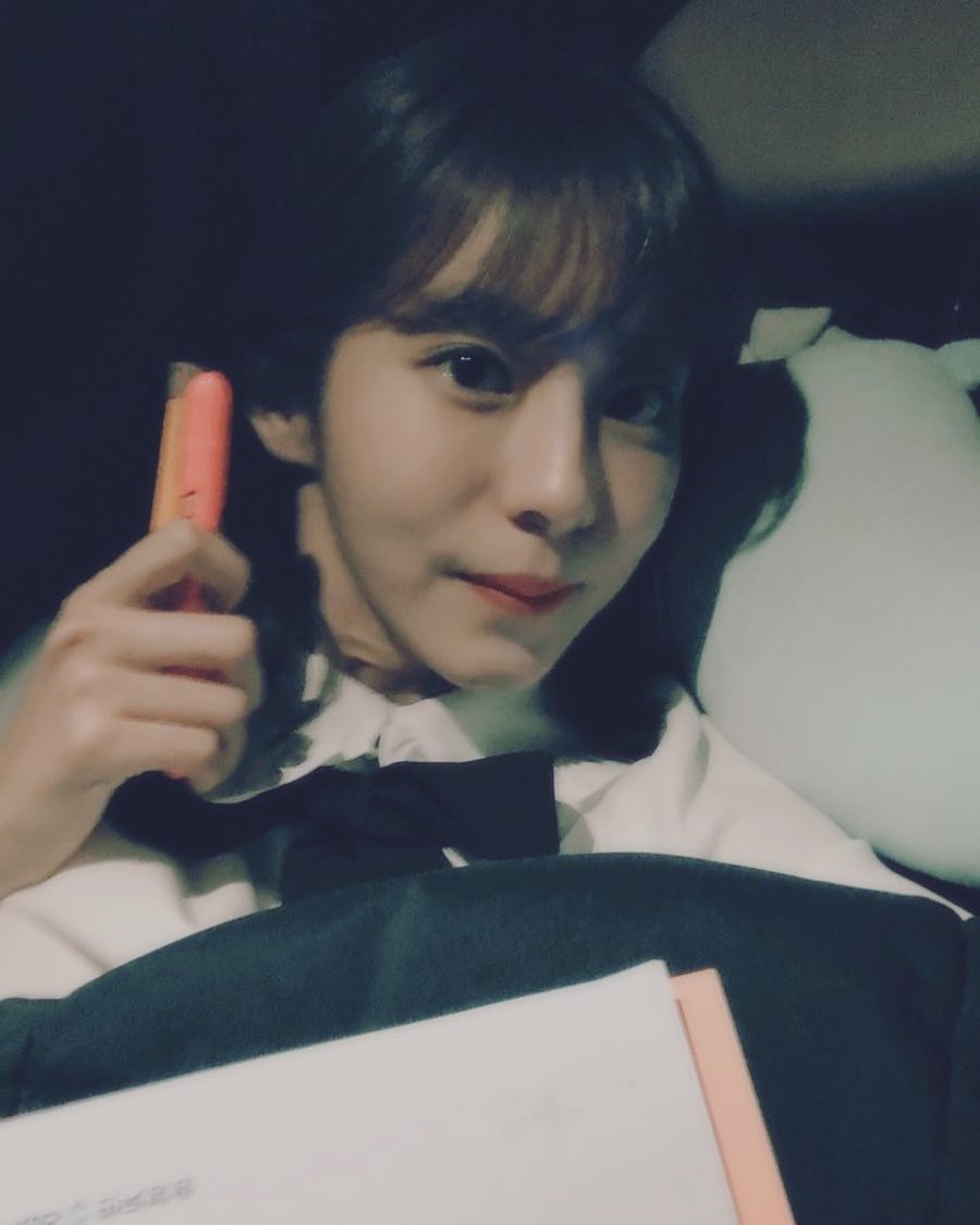 ASplaygirl's tweet photo. 생일 축하해요 🎂💕 유이 사랑행
#HappyUeeDay #HappyUieDay #Uee #Uie #유이 https://t.co/pt9TkfgNC9