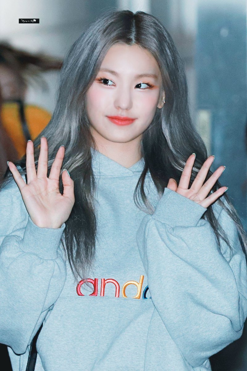 how can every hair color suits her