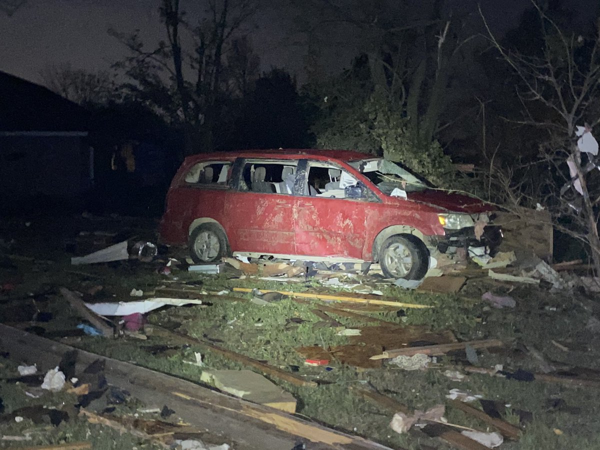 JurneeTaylorTV's tweet photo. Take a look at these photos. This area was hit hard. Families in the area say they had only a couple of minutes to take cover. https://t.co/dii0vytAEn